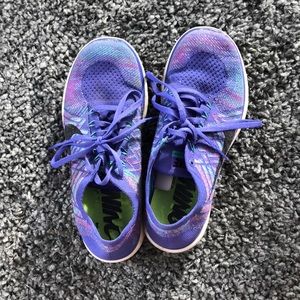Women’s Nike Flyknit Free Run 4.0 sneakers